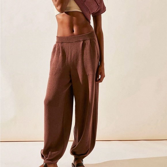 Freya Sweater Set - Picture 5 of 6